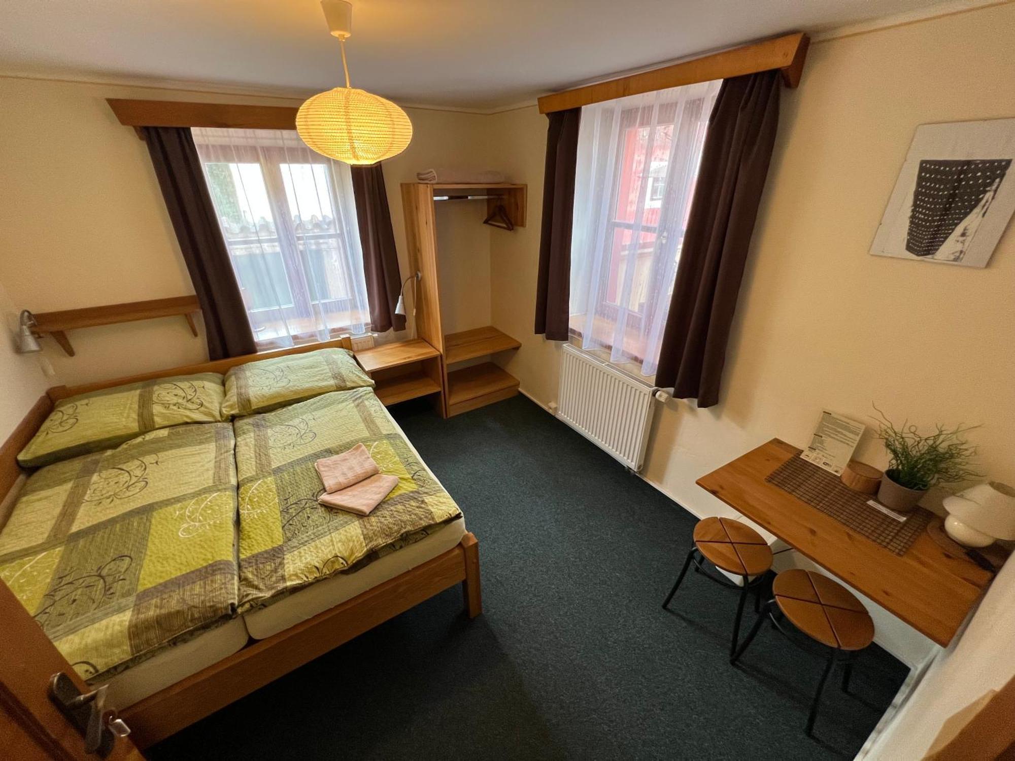 Hostel Postel Чески-Крумлов Экстерьер фото