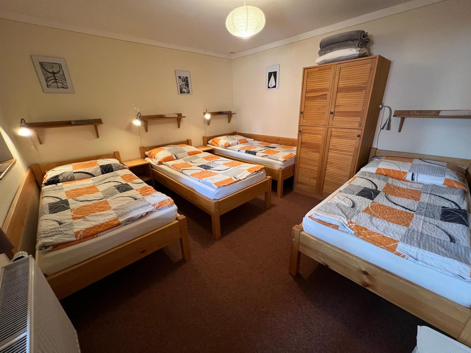 Hostel Postel Чески-Крумлов Экстерьер фото